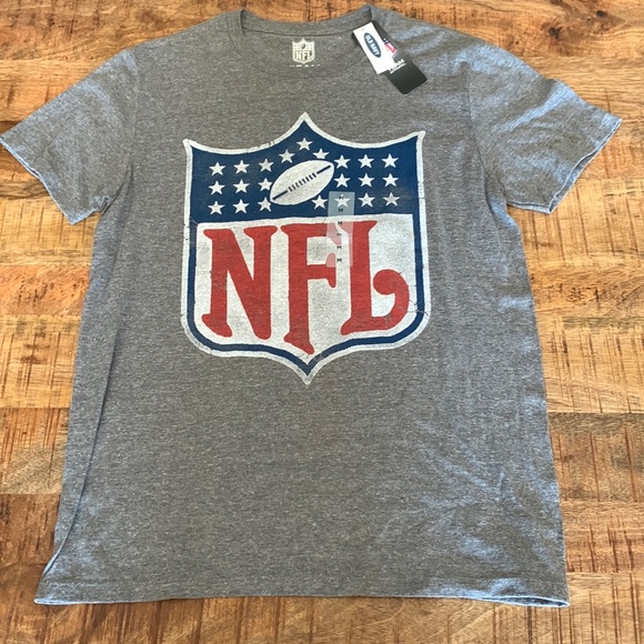 NFL Other - NWT Mens Medium NFL Tee